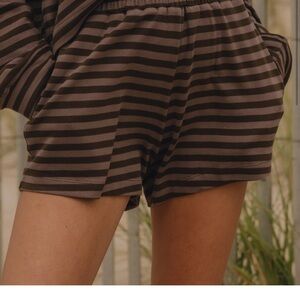 DAILY DRILLS WOMENS SHORTS